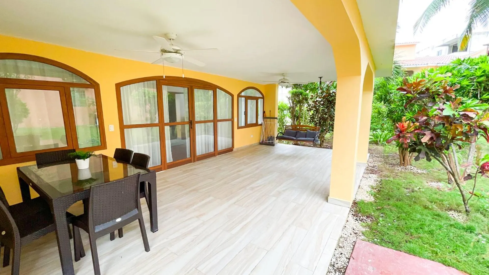 Beach Villas & Apartments Long Term Vacation Hotel Bavaro Beach Club & Spa Punta Cana Dominik Cumhuriyeti
